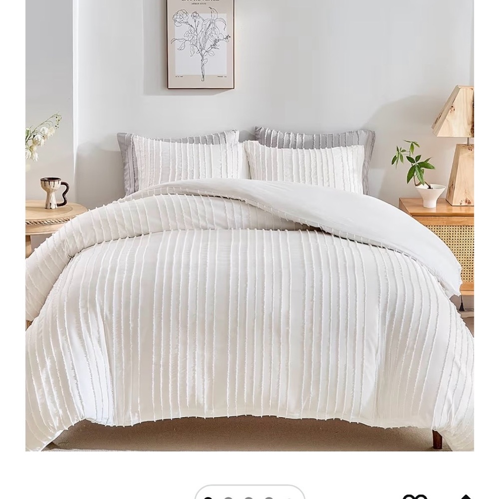 Elegant White Bedding Set